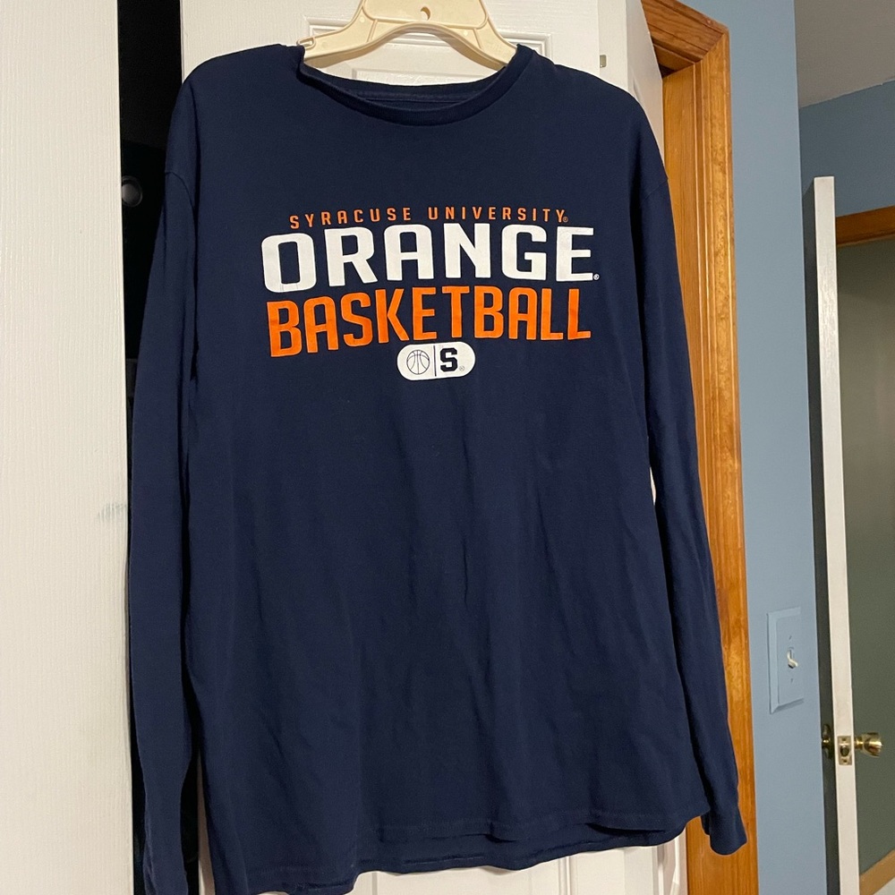 Men’s long sleeve T-shirt. Navy blue, Syracuse University, a.k.a. SU size large.